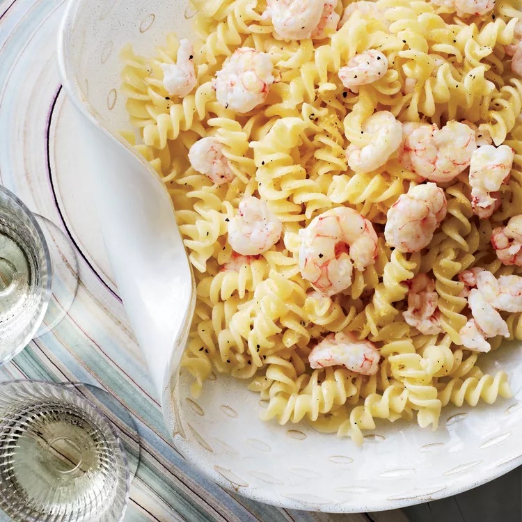 Shrimp Pasta in Garlic Butter